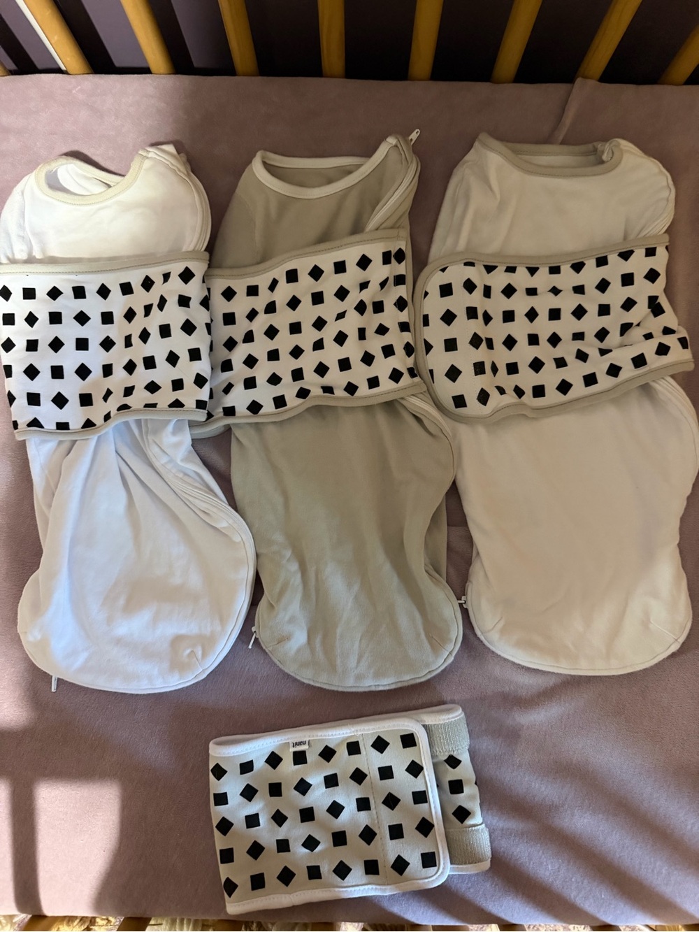 Nanit Swaddles 0-3 month bundle